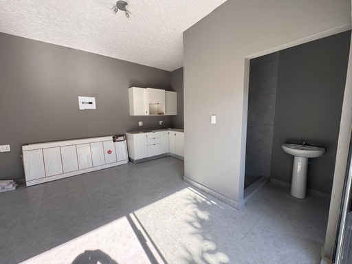 [1507] R5500 - R6500 | Bachelor & 1 Bedroom Units | Bloubosrand, Randburg